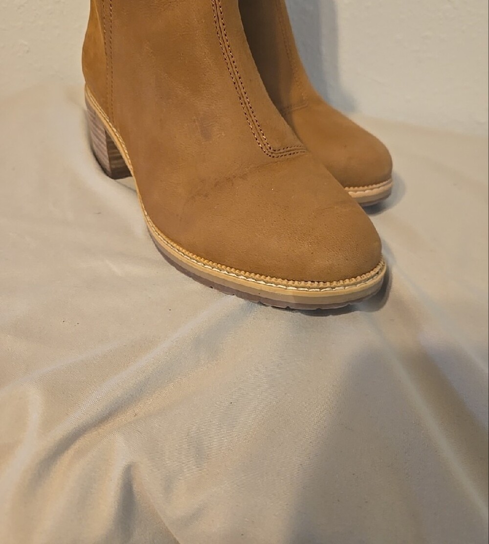 Women's Toms Tan Suede Ankle Booties - Classic Block Heel - Picture 4 of 7